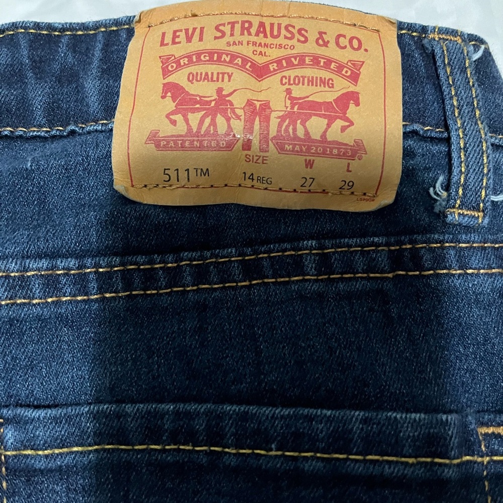 Boys Levis 511 dark wash jeans size 14 REG